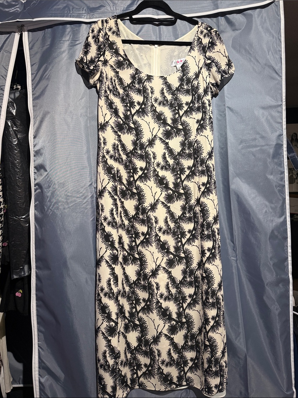Isaac Mizrahi Cream and Black Palm-Print Midi Dress